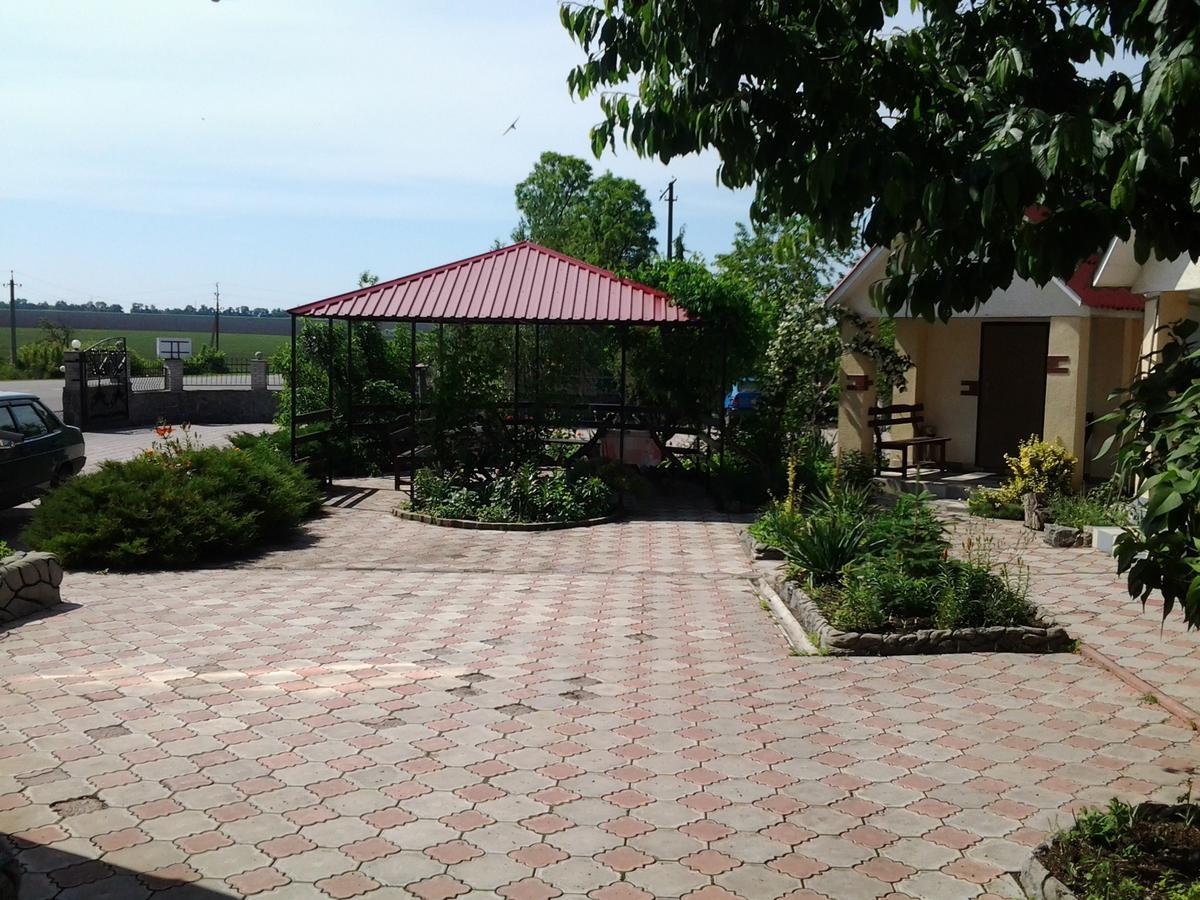 Beregynya Motel Yuzhnoukrainsk Ngoại thất bức ảnh