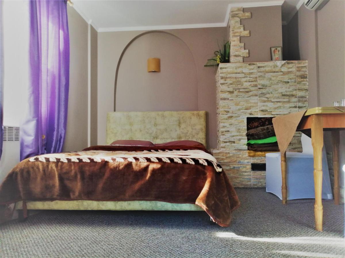 Beregynya Motel Yuzhnoukrainsk Ngoại thất bức ảnh